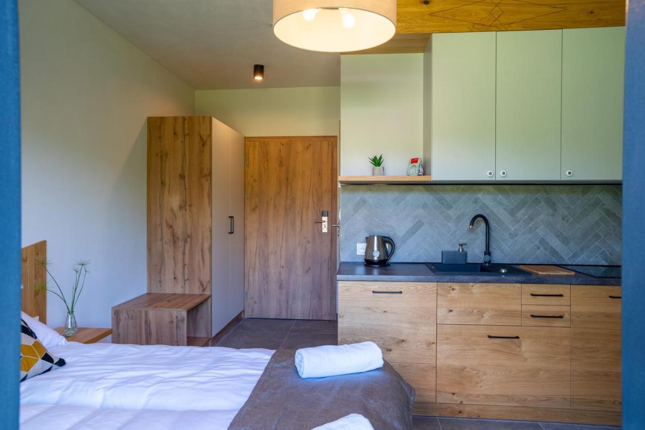 Aparthotel Pod Stokiem Z Sauna I Jacuzzi - Szczyrkapartamenty Exterior photo