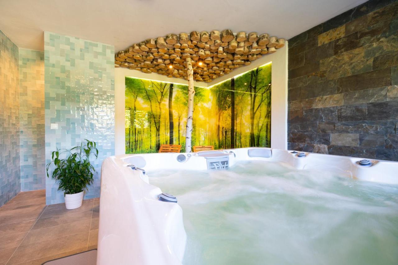 Aparthotel Pod Stokiem Z Sauna I Jacuzzi - Szczyrkapartamenty Exterior photo
